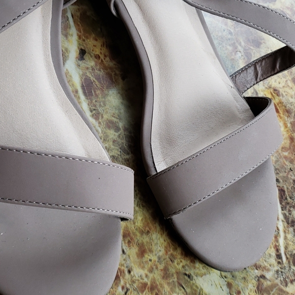 Nude C Comfort Sandals - Picture 6 of 7